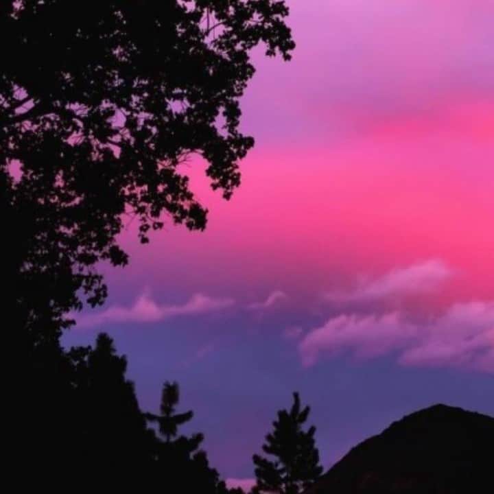 のインスタグラム：「Sucker for a sunset 😍 #FoundOnTumblr」