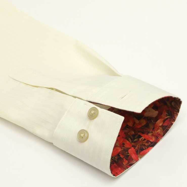 planticaさんのインスタグラム写真 - (planticaInstagram)「色づいた紅葉を想わせるリーフ柄が目を惹く淡いイエローのシャツは、落ち着いたキャメルカラーのフレアスカートを組み合わせることでシーズンライクなスタイリングに。  ネイビージャケットをさらりと羽織って、クラシカルムードを底上げ。  Repost @tokyoshirts_official  『plantica(プランティカ)』コラボシャツ   ＜いつもの暮らしに「花」やかさを。＞ 日本の花文化を世界に発信しつづけているフラワーアート・ユニット 『plantica』とコラボレーションしたシャツの第2弾が登場。  #東京シャツ #ブリックハウス #tokyoshirt #brickhouse #シャツ工房 #plantica #プランティカ」1月25日 11時33分 - plantica_jp
