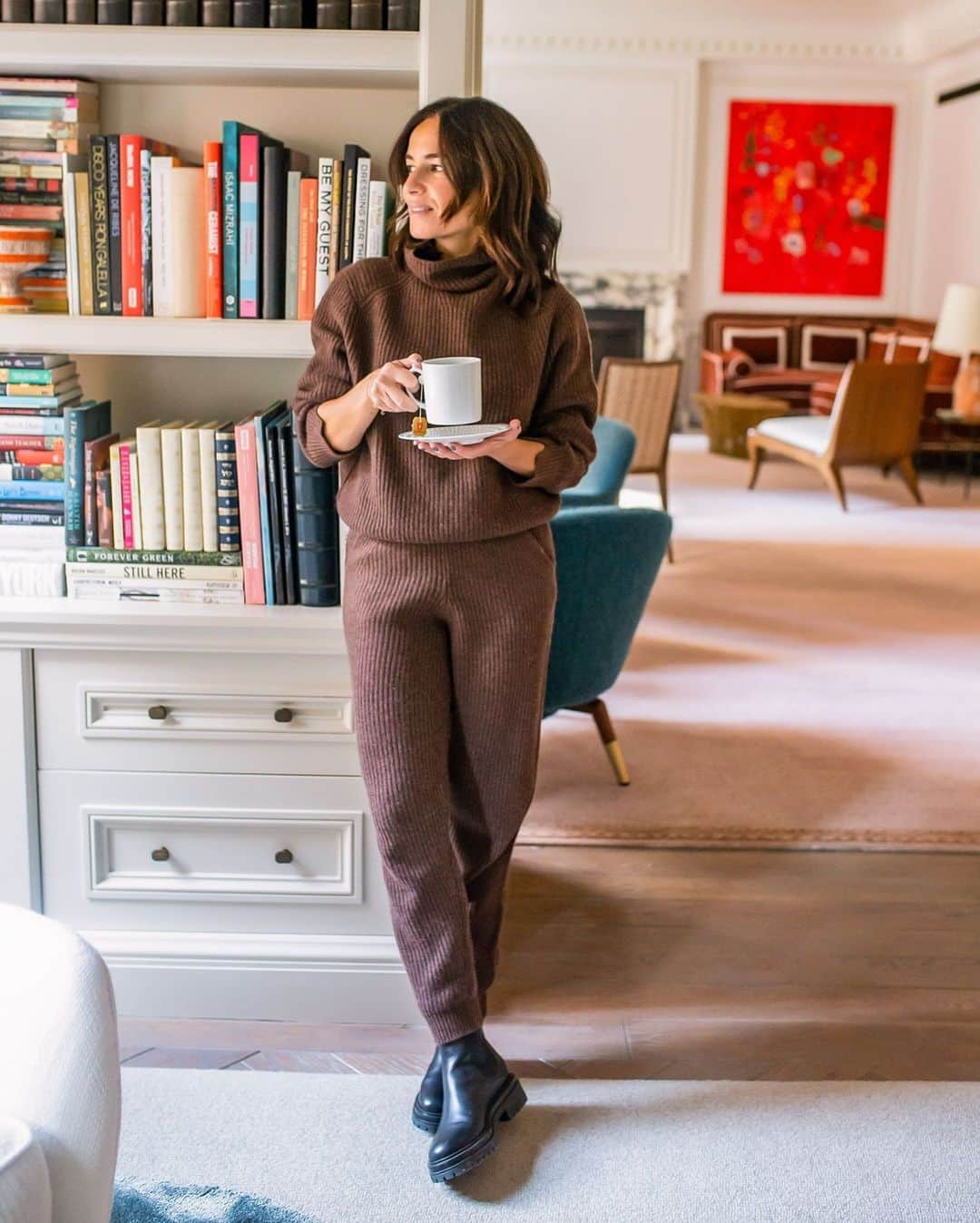 ラグ&ボーンのインスタグラム：「The Pierce Cashmere set is loungewear made better: ultra soft, elegantly wearable and as comfortable as ever. @fortunedushey」