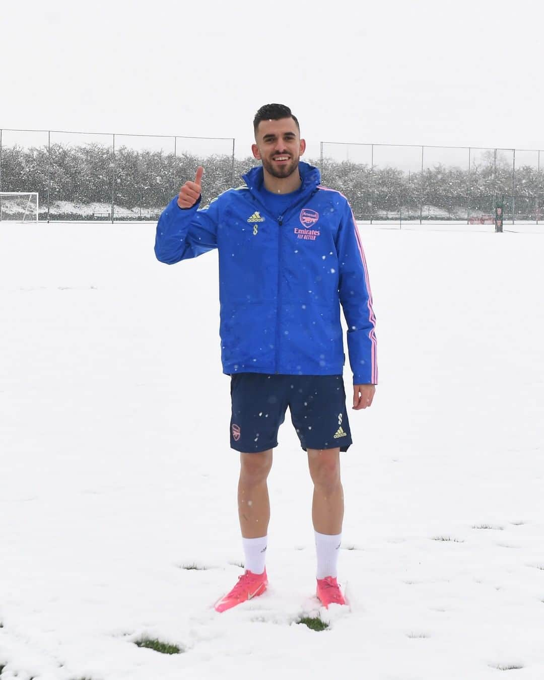 アーセナルFCさんのインスタグラム写真 - (アーセナルFCInstagram)「Whatever the weather 💪❄️」1月25日 5時30分 - arsenal