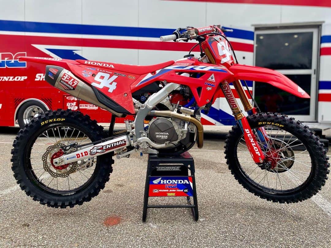 ケン・ロックゼンのインスタグラム：「Too good  not to share. Thankful 🙏🏼 @honda_racing_us」