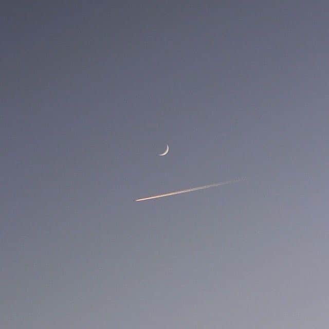 メルのインスタグラム：「🌛」