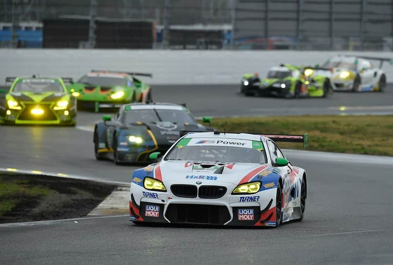 ミシュランさんのインスタグラム写真 - (ミシュランInstagram)「Today we qualified to see who’d celebrate starting first for next week’s #Rolex24 in the #MotulPole Award 100. It caps off a busy #ROAR24 weekend to kick off a new @imsa_racing season.   Stay tuned for more when we’re back at Daytona soon.」1月25日 7時29分 - michelinusa