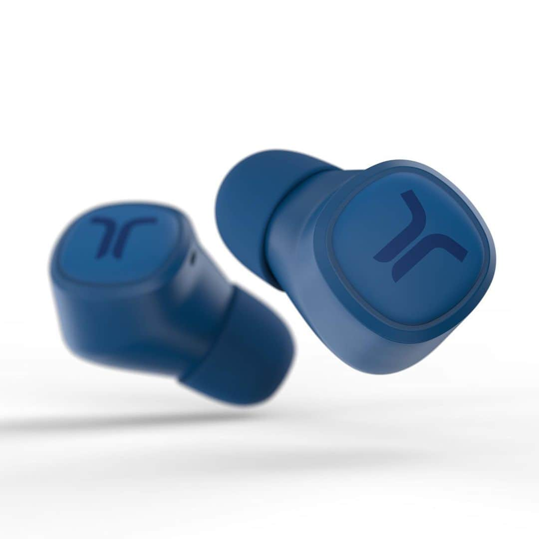 ウィーエスシーさんのインスタグラム写真 - (ウィーエスシーInstagram)「Available online now: Our WeSC True Wireless Earbuds keeps you connected at all times without the hassle of tangled cables. Recharge and go out all day, fully charged it will play your favorite playlists for up to 20 hours. The Earbuds are iPX6 rated, so it will hold up against elements like heavy rainfall and high pressure water.  • • • • • • • #wesc #wescheadphones #wearethesuperlativeconspiracy #headphones #music #earphones #headphone #bluetooth #audio #headset #wirelessheadphones #airpods #earbuds #audiophile #wireless #bluetoothheadphones #iphone #earphone #hifi #tech #headphonebluetooth #sound #samsung #gadgets #apple #headsetbluetooth #headfi #technology #hypebeast #tlf」1月25日 7時49分 - wesc1999