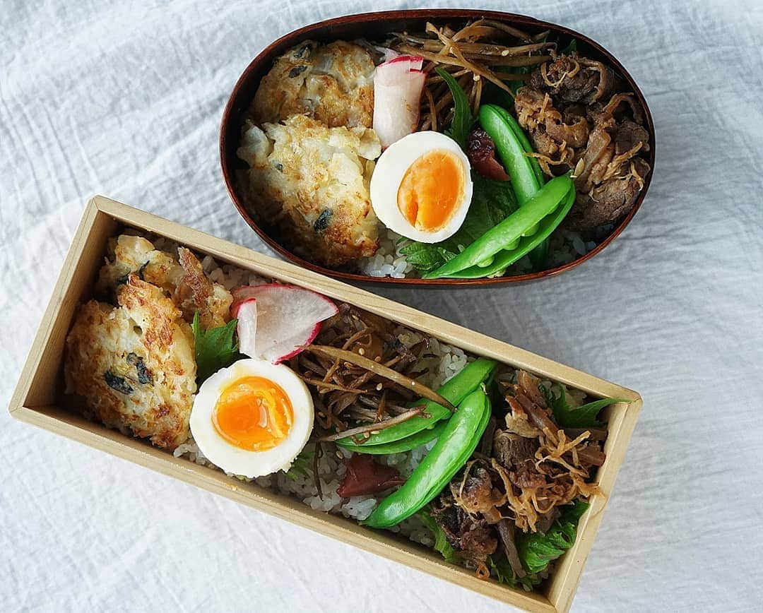 まる子のインスタグラム：「#おべんとう しぐれ煮 きんぴらごぼう 味噌卵 大根なます 白菜チヂミ ゆでスナップ  頑張ろう１週間◎  #曲げわっぱ弁当#曲げわっぱ#わっぱ#まるべん#弁当#お弁当#わっぱ弁当#朝時間#ロカリクッキング#lin_stagrammer#サラメシ#ランチ#oben365#lunchbox#obento#kurashiru #igersjp#輪島キリモト #料理 #おうちごはん#暮らし#lunch  #おべんたー #クロワッサン弁当部#クロワッサン普段弁当#nisnap#キナリノ #オベンタグラム #instagramjapan」