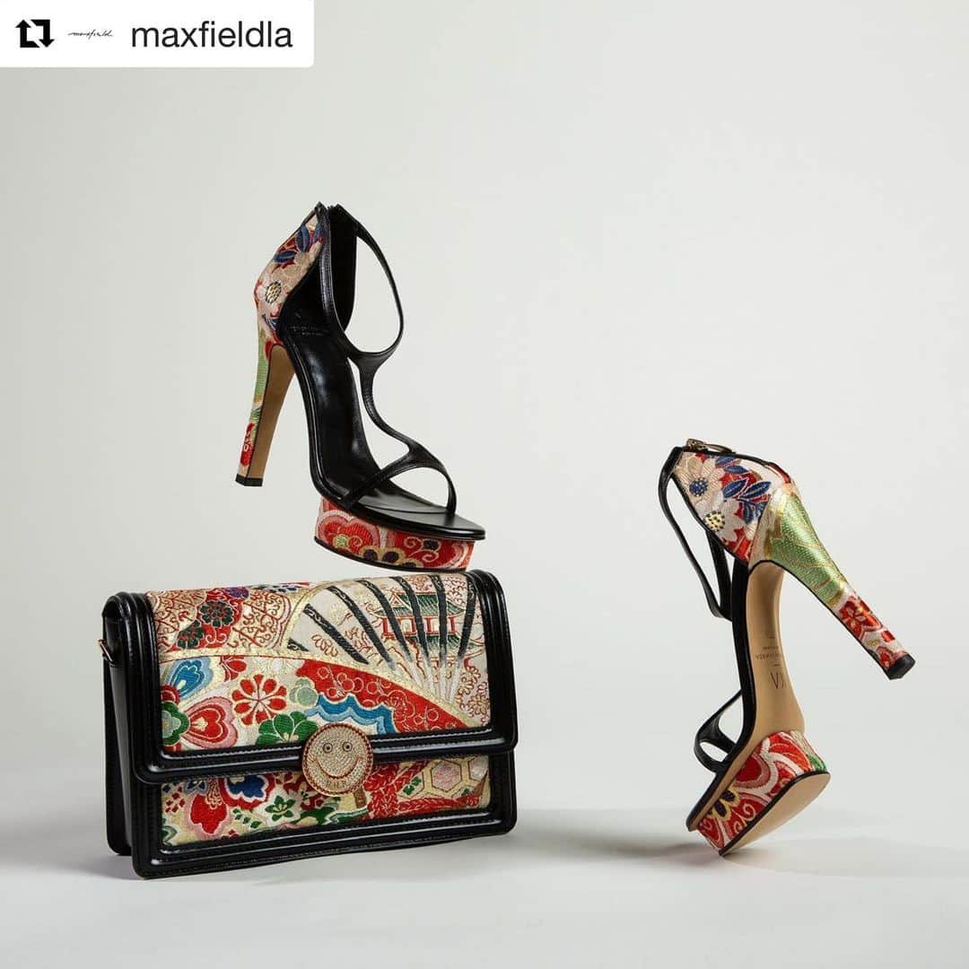 のインスタグラム：「#Repost @maxfieldla with @get_repost ・・・ KA x BEVERLY HILLS RECYCLER @tomomi__sawada TRANSPOSES TRADITIONAL JAPANESE KIMONO OBI INTO MODERN WORKS OF ART THROUGH AN EXCLUSIVE PROJECT WITH @beverlyhillsrecycler, ON SALE FOR A LIMITED TIME AT MAXFIELD. DRIVEN BY THE DESIRE TO CONNECT OTHERS WITH THE BEAUTY OF CHERRY BLOSSOMS AND JAPANESE CULTURE, EACH PIECE IS AUTHENTIC AND HAND SEWN BY SKILLED CRAFTSMEN USING RECYCLED KIMONO BELTS FROM THE MEJI PERIOD. DISCOVER A CHEERFUL SELECTION OF COLORFUL CREATIONS DETAILED WITH SIGNATURE SMILE CHARMS FROM BEVERLY HILLS RECYCLER AND GRACEFULLY TUMBLING SAKURA FLOWERS TO MAKE YOUR HEART FLUTTER.  Shop the collection online + in store at MAXFIELD #maxfieldla #maxfield @alovemovement」