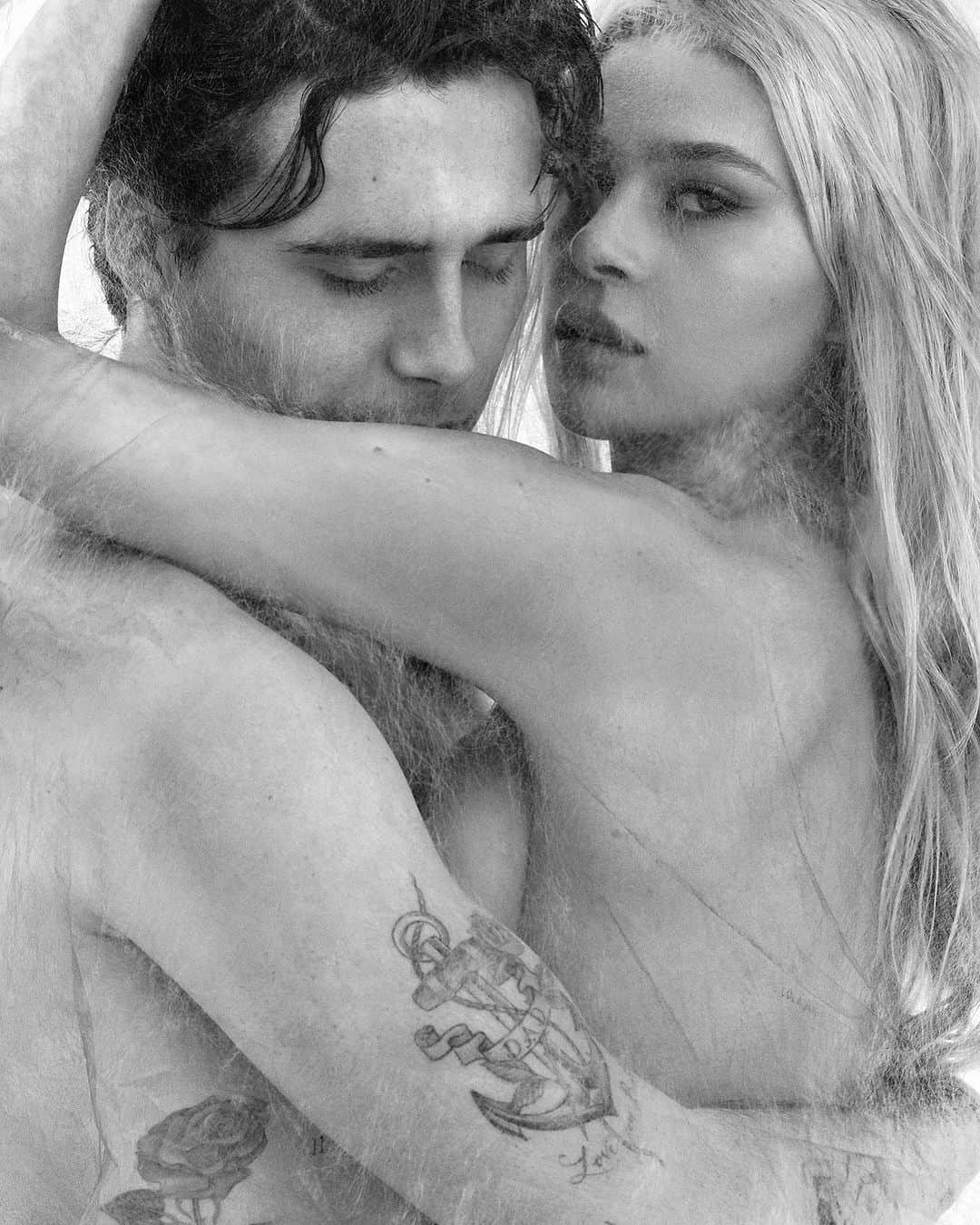 ニコラ・ペルツのインスタグラム：「never let me go」