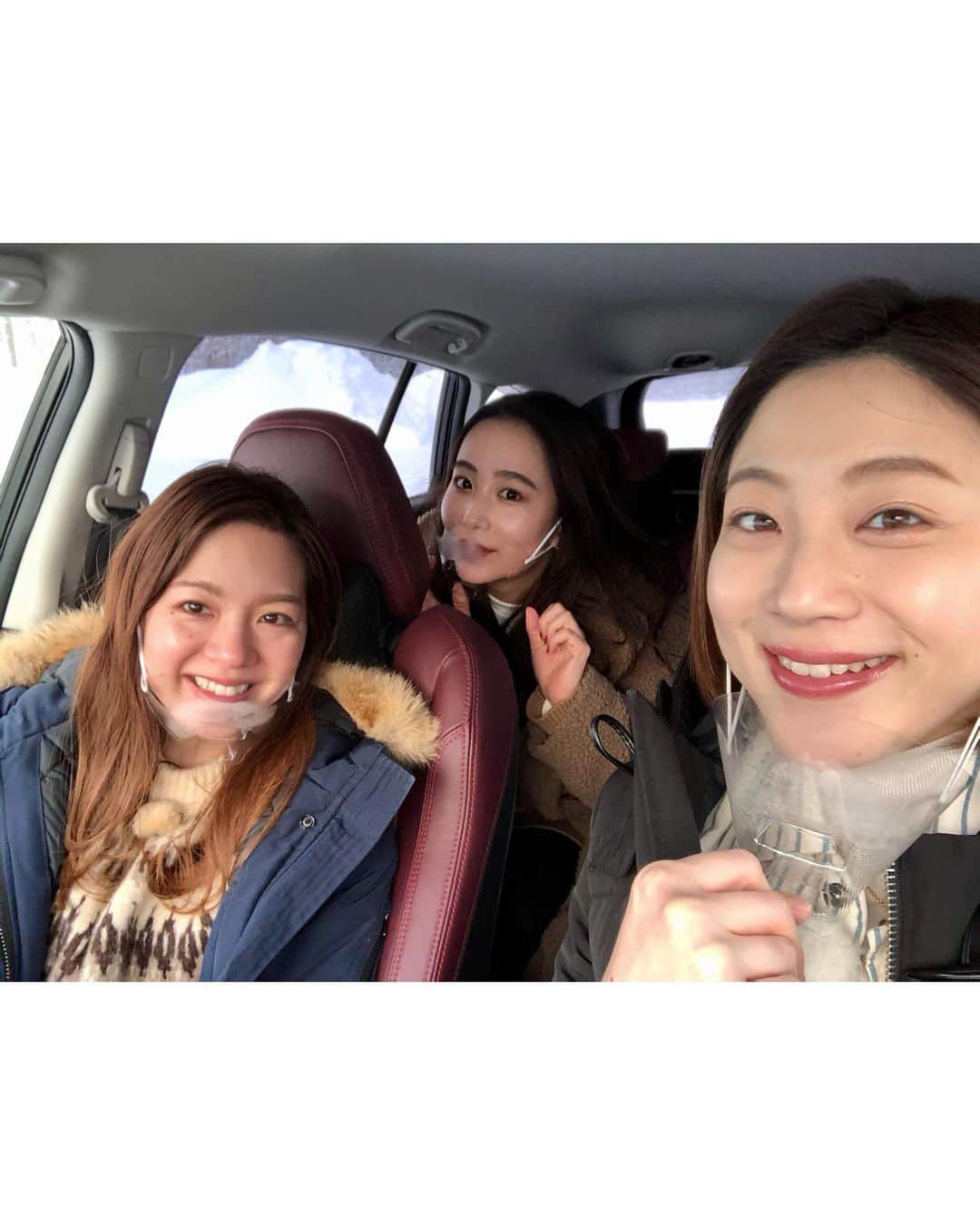 高橋佑奈さんのインスタグラム写真 - (高橋佑奈Instagram)「. スキーってやっぱ楽しいな〜〜⛷⛷ 寒さを忘れてしまうくらい満喫してしまった✌️ (気が抜けた時は寒かった🥶) 途中何故だか笑いが止まらなかったり😂 . 今週土曜日11:59からのブラキタお楽しみに！！！！ . #hbc #ブラキタ #週末ふらっと #ドライブ #スキー #カフェ」1月25日 10時51分 - yuuuunadon