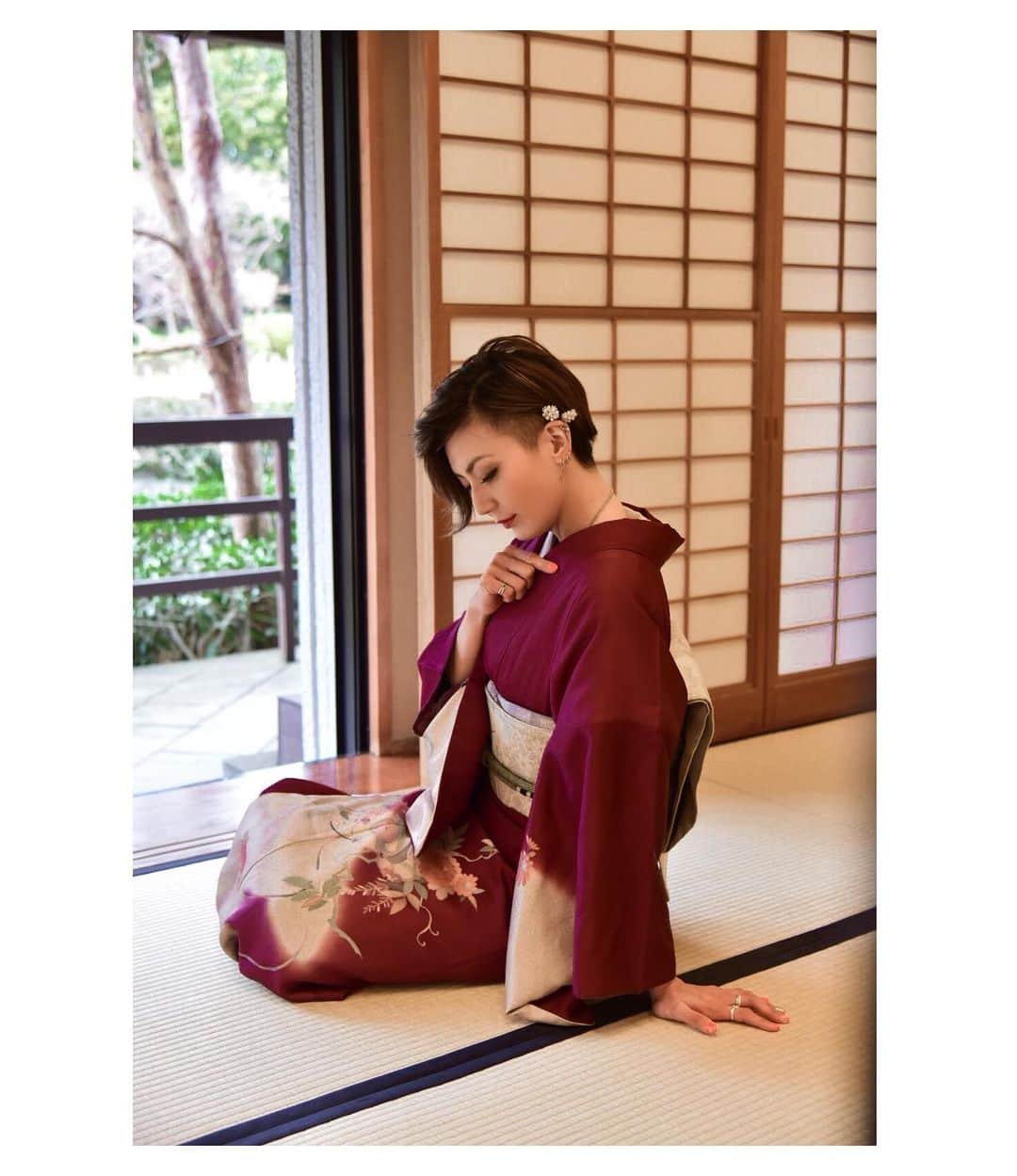 真矢のインスタグラム：「・ ・ 着物ラスト👘✨ ✴︎ ✴︎ #festasole撮影会 #フェスタソーレ撮影会 #photoshoot #着物撮影 #花畑記念公園桜花亭  #model #maya #真矢 @smile_mayaya  #photographer #vodkka  #alwaysthankful #foreveryone」