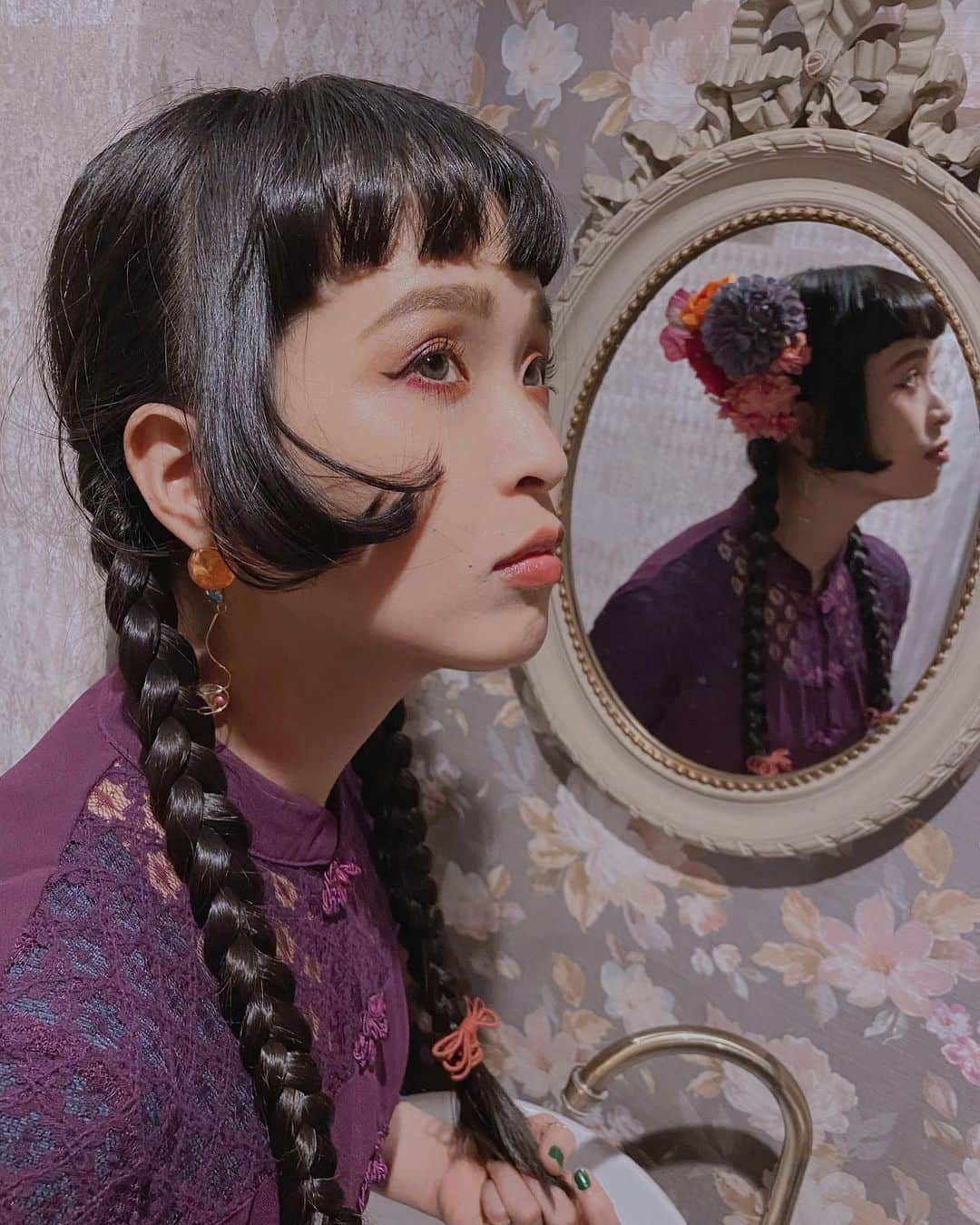 小春のインスタグラム：「ももちゃんのアクセサリー」
