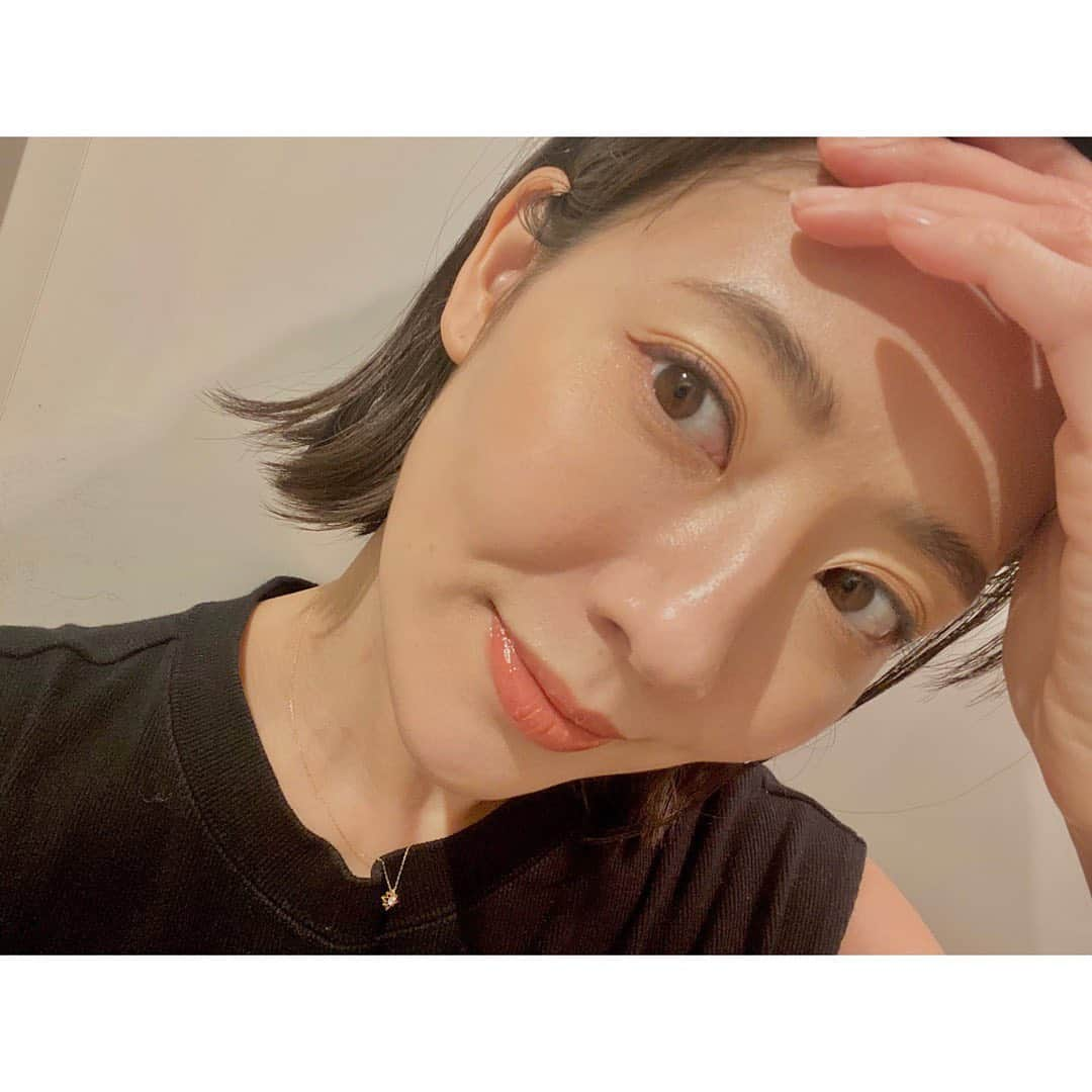 中田奈沙さんのインスタグラム写真 - (中田奈沙Instagram)「Hollywood brow lift✨ @neu_eyebrow でずっとやりたかった ハリウッドアイブロウリフトをやってから、 メイクが楽しい❤️ 眉毛が立体的になると顔もはっきりするし、 とにかく自然。 眉頭を上向きにとかして、 眉尻の方だけパウダーで書き足すだけ☺️  @hyanya0405 ありがとう❤️  #ハリウッドブロウリフト #hollywoodbrowlift #eyebrowsalon_neu  #eyebrows #eyebrowwaxing #me #eyebrowmakeup #makeup #beauty #アイブロウデザイン #アイブロウメイク #メイク #中田奈沙 #アイブロウワックス #用賀 #眉毛 #眉メイク #眉 #美容」1月25日 20時40分 - nasa_nakada