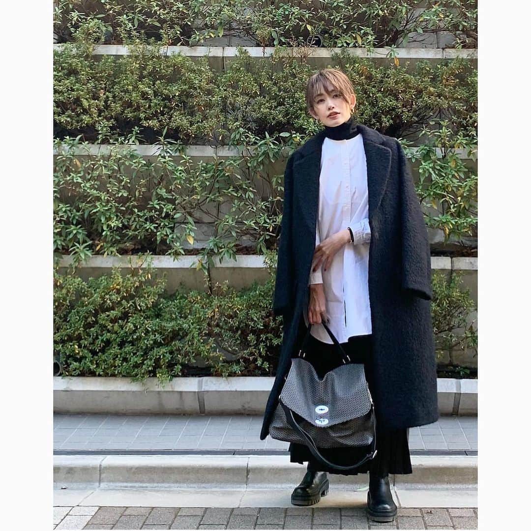 武藤京子さんのインスタグラム写真 - (武藤京子Instagram)「* * 先日のお洋服 * モノトーンで😊 * アウターは 秋にアウトレットで購入していた @jandmdavidson のもの * #jandmdavidson  #unitedarrows #zanellato #zara #アメブロ更新しました #STORYブログ更新しました」1月25日 20時56分 - kyokomuto0628