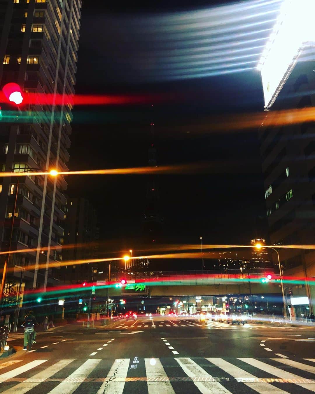 坪倉由幸さんのインスタグラム写真 - (坪倉由幸Instagram)「PM8:30 東京タワー。 みんな帰りましょ〜って事ですね。」1月25日 20時58分 - y.tsubokura