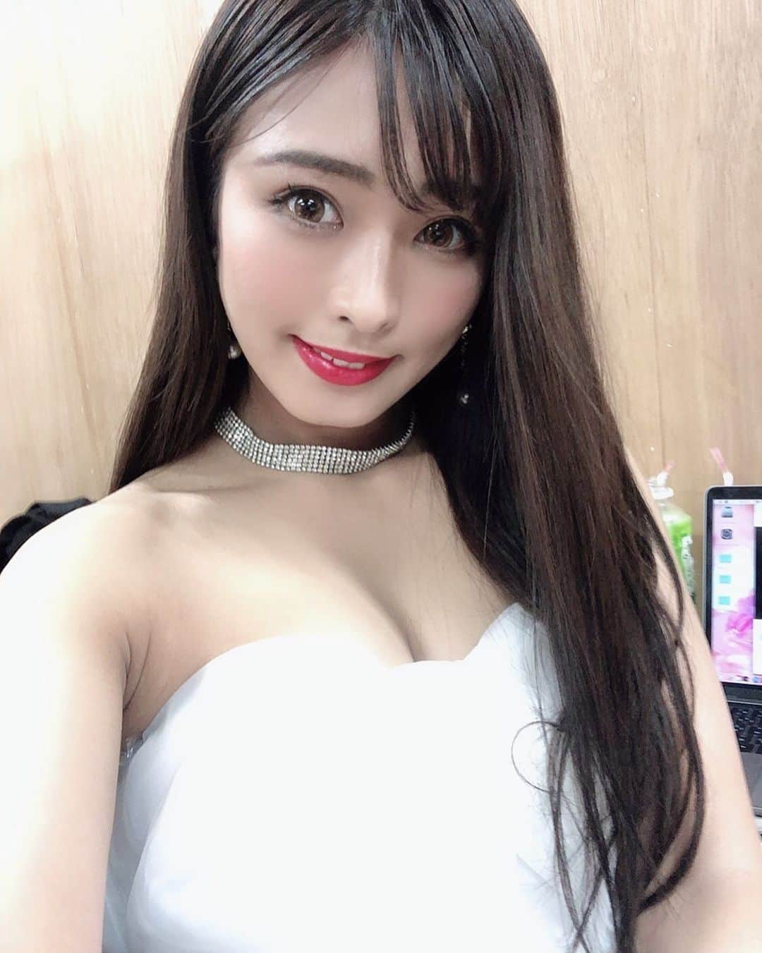 Fujikoのインスタグラム：「【お知らせ】 1月30日　15:00～ 御堂筋献血ルームCROSS CAFE Fujiko ゲストライブ出演決定！！  全国の献血ルームで唯一スタジオ完備会場✨ 番組HP  bbacc.net851.com  献血ルーム公開イベント✨ LINELIVEとShowroomにて同時配信予定！ 番組観覧目的の来場はOKです！ 献血のご協力もよければ😖  #Fujiko#献血#フリーライブ#ボランティア#Live#献血のご協力を#私はO型です」