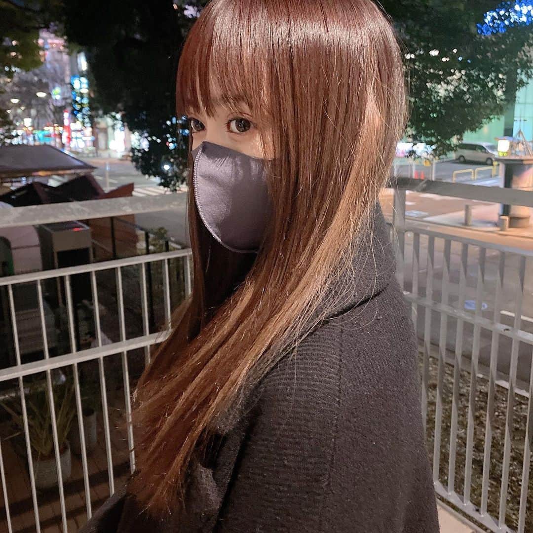 野島樺乃のインスタグラム：「のんびりコメ返😷  #インナーカラー #名古屋 #美容院 #サロン」