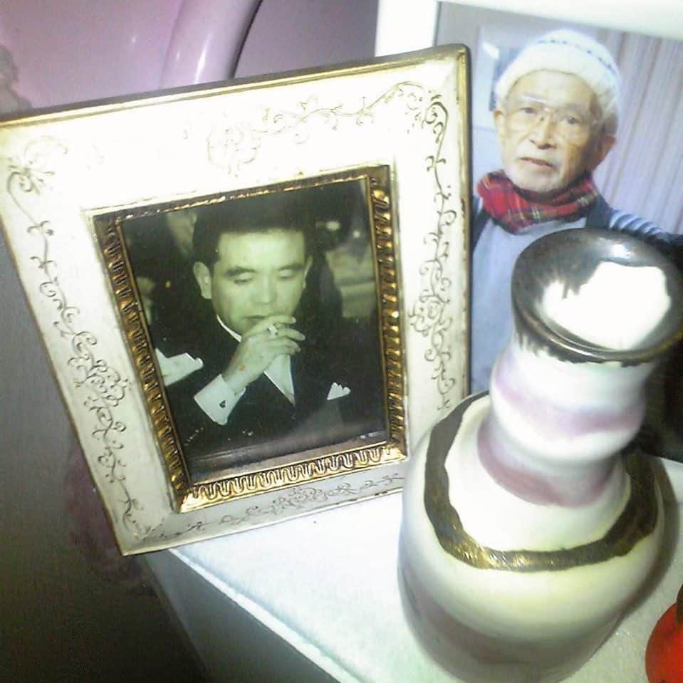 宙也さんのインスタグラム写真 - (宙也Instagram)「父。中野寅男。 祝 誕生日。 生誕95年。 寅年先輩。 無敵のアクエリアス。」1月25日 12時59分 - chuya_aquarius