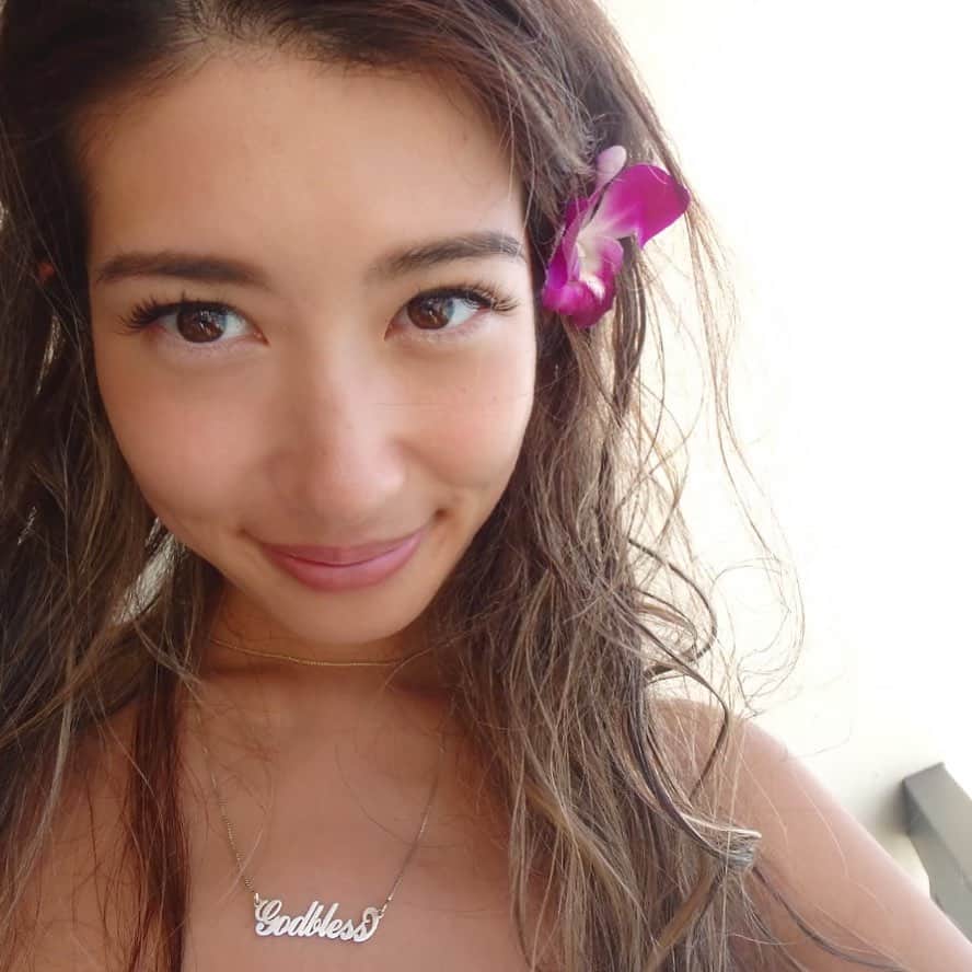 Mihoさんのインスタグラム写真 - (MihoInstagram)「🌺  #hawaii#tb#oahu#waikiki#selfie#beautifulsail」1月25日 14時46分 - march16m