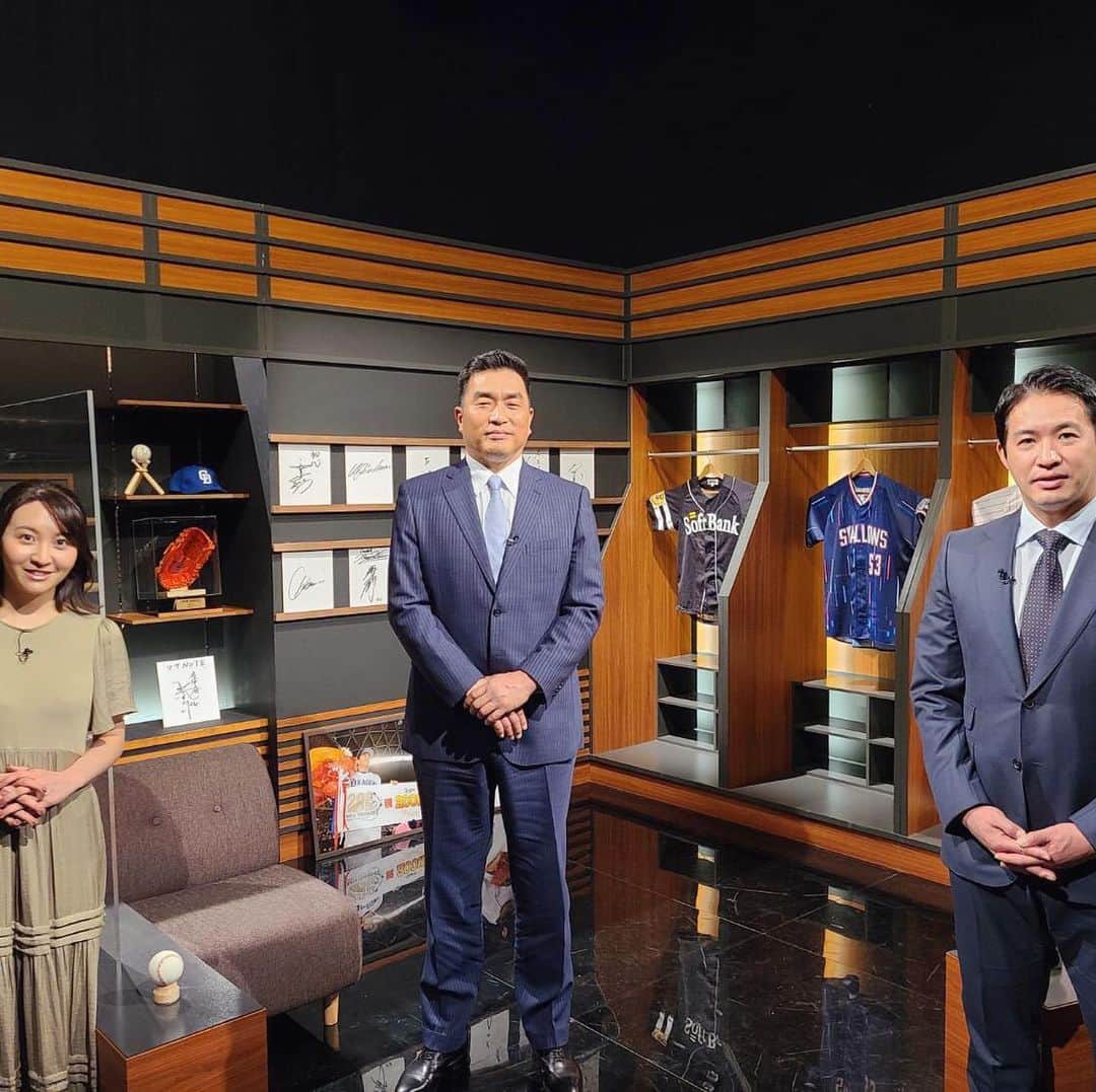 五十嵐亮太のインスタグラム：「昌さん、久しぶりにお会いできて嬉しかったです😃 とても楽しい収録であっという間に時間が過ぎました！  @yamamotomasa34   BSスカパー！ 「マサNOTE -山本昌が記す球人の軌跡-」  是非御覧ください！  【OA予定日】 2021年1月29日(金) 20:00～ 2021年2月 5日(金) 20:00～ 2021年2月 7日(日) 27:00～  #BSスカパー #山本昌 #野球対談 #東京ヤクルトスワローズ」