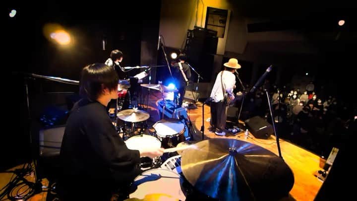 のインスタグラム：「20201220 梅田TRAD 『井の中の世界』/ セカイイチ  #セカイイチ #live #drums #drummer #gretsch #gretschdrums #istanbulagop」