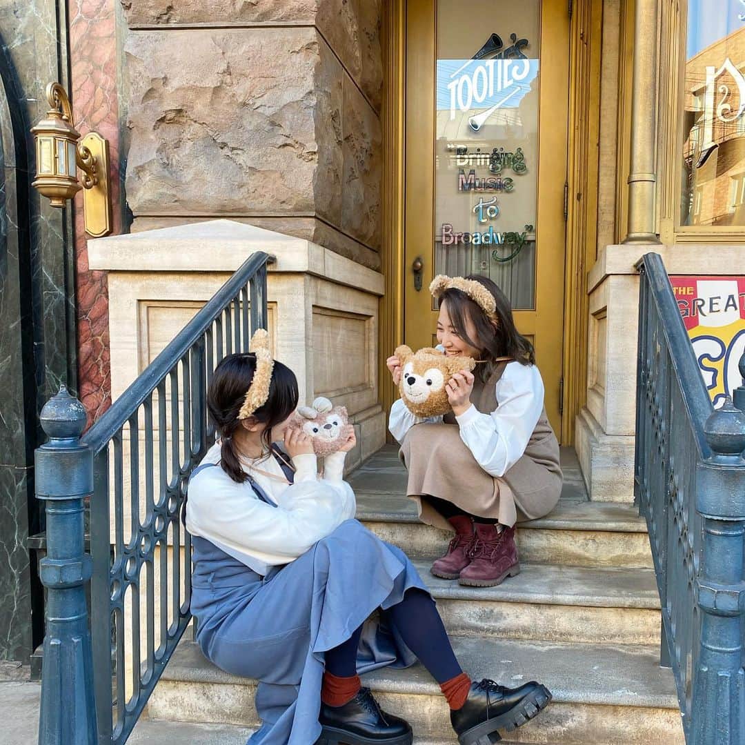 浜田由梨のインスタグラム：「#ダッフィー ずっと一緒💓 #disney #disneygram #disneysea #ディズニーシー #duffy #photography #cute #love #japanesegirl #ディズニーコーデ #duffyandfriends」