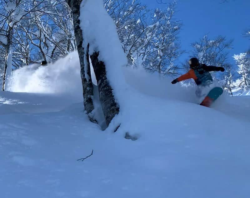 上田ユキエさんのインスタグラム写真 - (上田ユキエInstagram)「☀️❄️ #JAPOW 🇯🇵 #k2.snowboarding #k2miniturbo #billabong_japan #vonzipper #unfudge_official #ronineyewear #hayashiwax #getokogen」1月25日 15時40分 - yukie_ueda