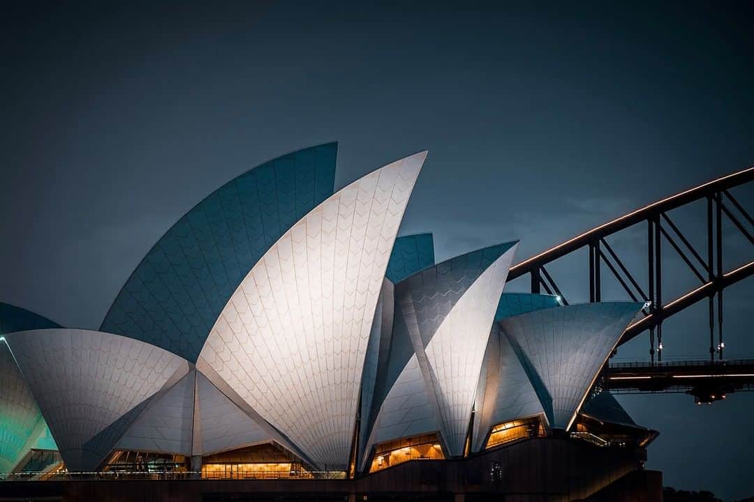 Nikon Australiaさんのインスタグラム写真 - (Nikon AustraliaInstagram)「"Exploring and capturing with the Nikon Z 5 in different scenarios around Sydney was a joy. The camera is incredibly compact, fast and quiet and has exceeded my expectations for taking in every lighting conditions from night photography to daytime. The bonus was to use my existing F-mount lenses with the ease of the FTZ adapter." - @bentangdesign   Camera: Nikon Z 5 Lenses: AF-S NIKKOR 14-24mm f/2.8G  ED and AF-S Zoom-NIKKOR 80-200mm f/2.8D IF-ED  #Nikon #MyNikonLife #NikonAustralia #NikonZ5 #Z5 #ZSeriesAU #LandscapePhotography #UrbanPhotography #AstroPhotography #Lighthouse #StarTrails #OperaHouse #SydneyHarbourBridge #LandscapeLover #Sunset」1月25日 15時37分 - nikonaustralia
