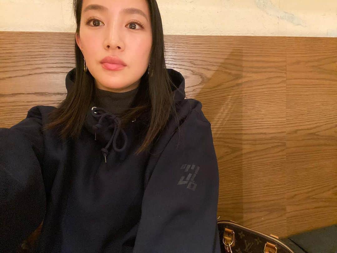 矢野由希子のインスタグラム：「#釣りるれろ #ツリルレロ」