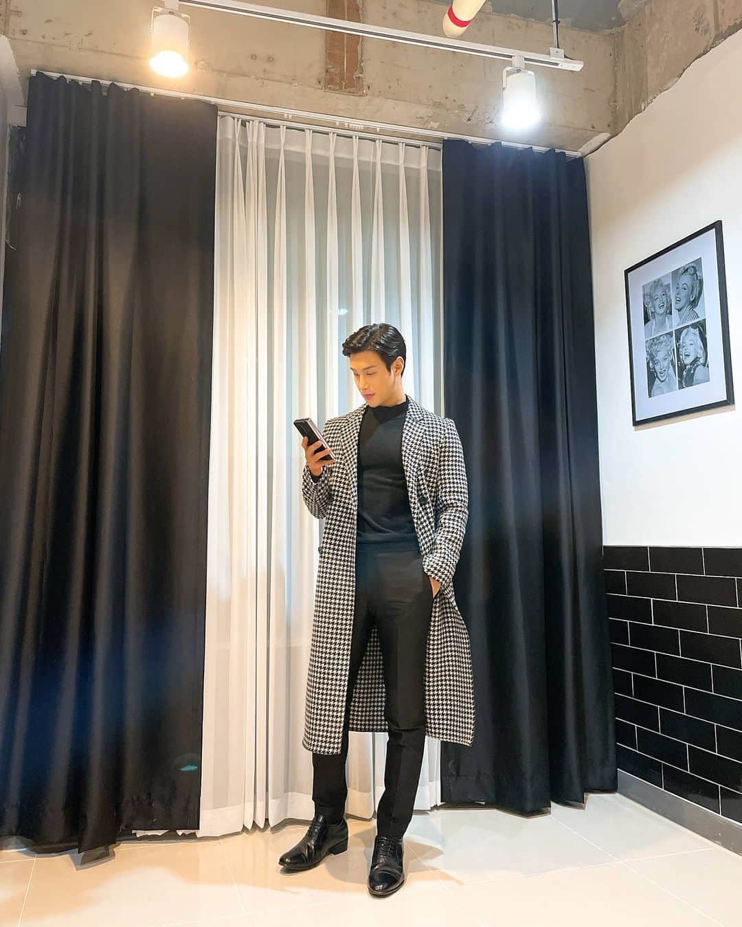 Lee Si-gangのインスタグラム：「오늘 날씨 진짜 최고였어요 🌞🌤 궁굼한거 무엇이든  물어보세요  ⭕,❌ 로 대답해드릴게요 ❣  質問。何でも⭕❌で答えします！」