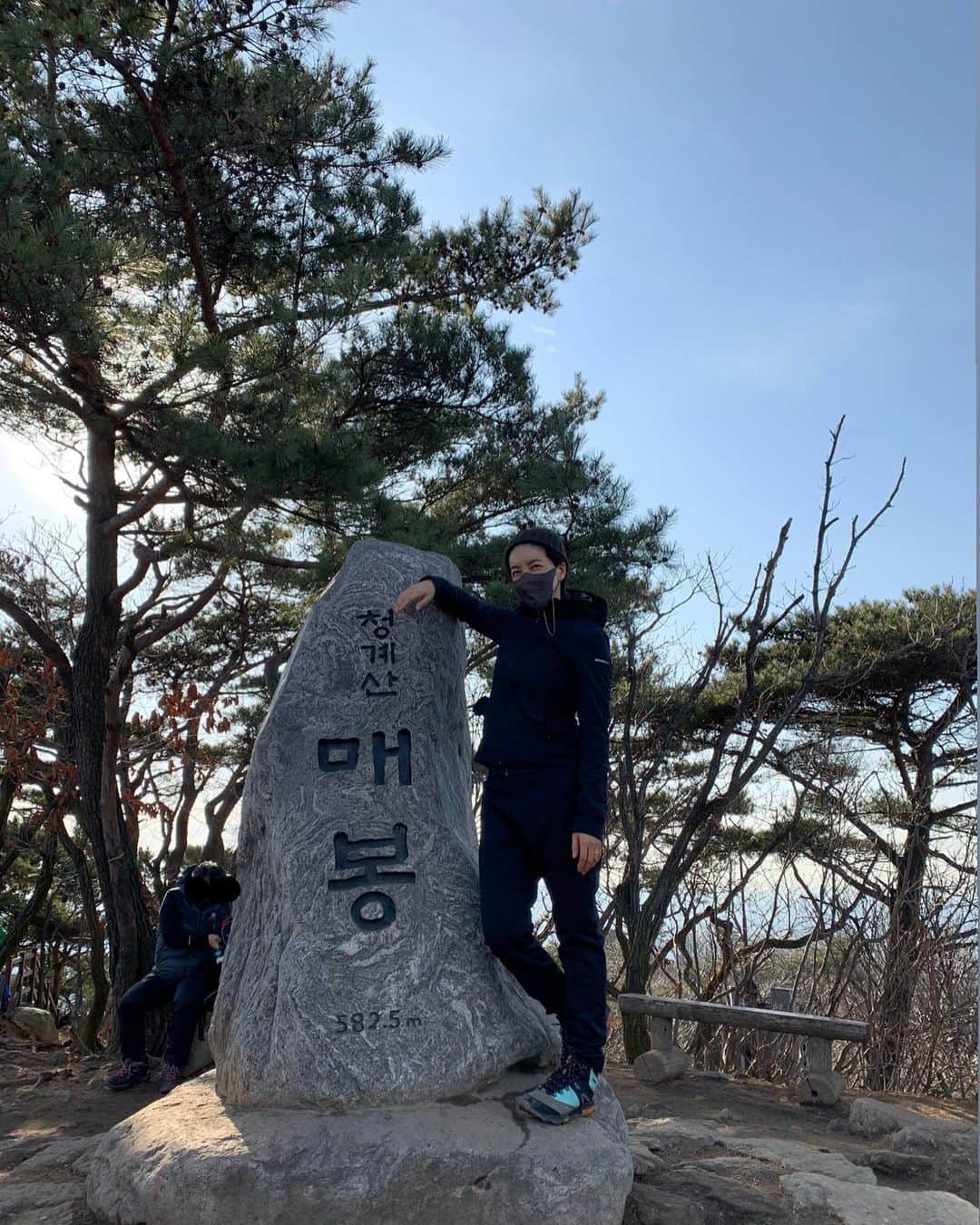 チン・ソヨンのインスタグラム：「63빌딩높이 두배 🤦🏽‍♀️」