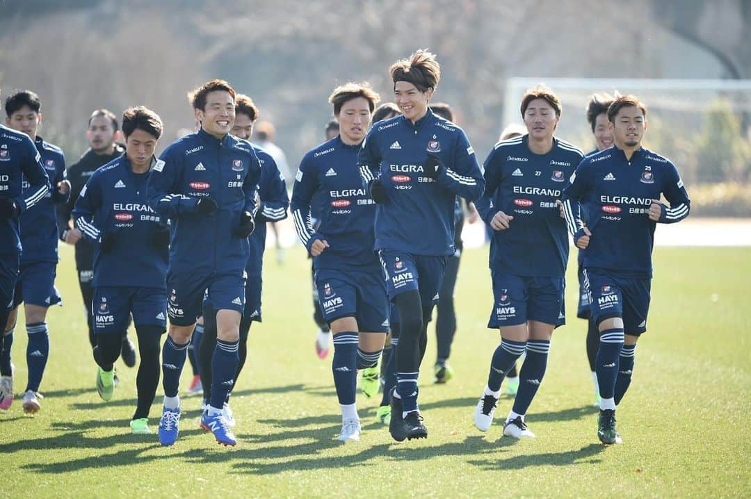 扇原貴宏のインスタグラム：「今日から始動しました！  サッカーができることに感謝！ 開幕に向けていい準備します！  #2021シーズンスタート #横浜Fマリノス」