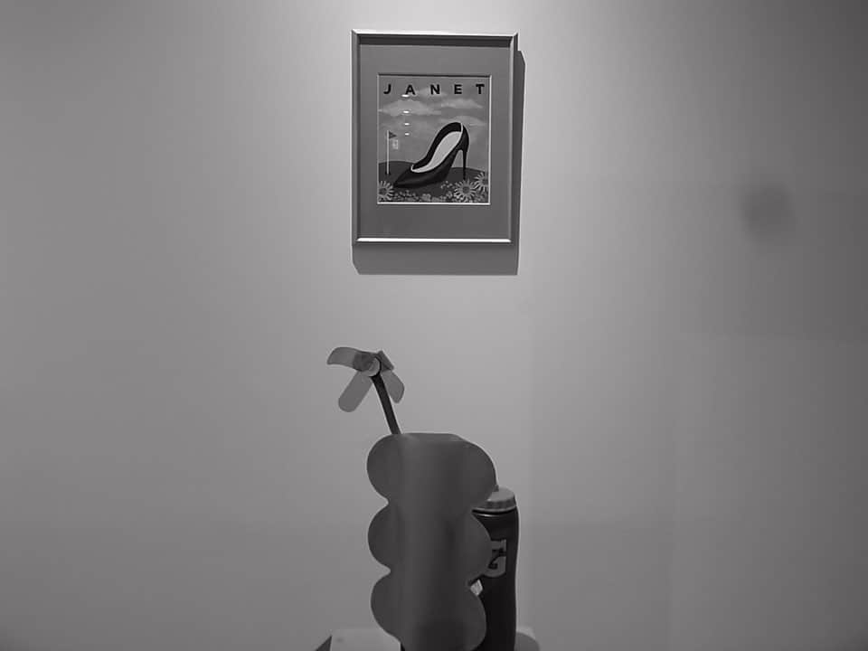 土井コマキのインスタグラム：「Shuntaro Takeuchi Solo Exhibition『JANET』 好き🍍良い日差しと良い湿度。告知ポスターがもう素敵。欲しい。 #RICOHGR #写真練習中 #GRSNAPS」