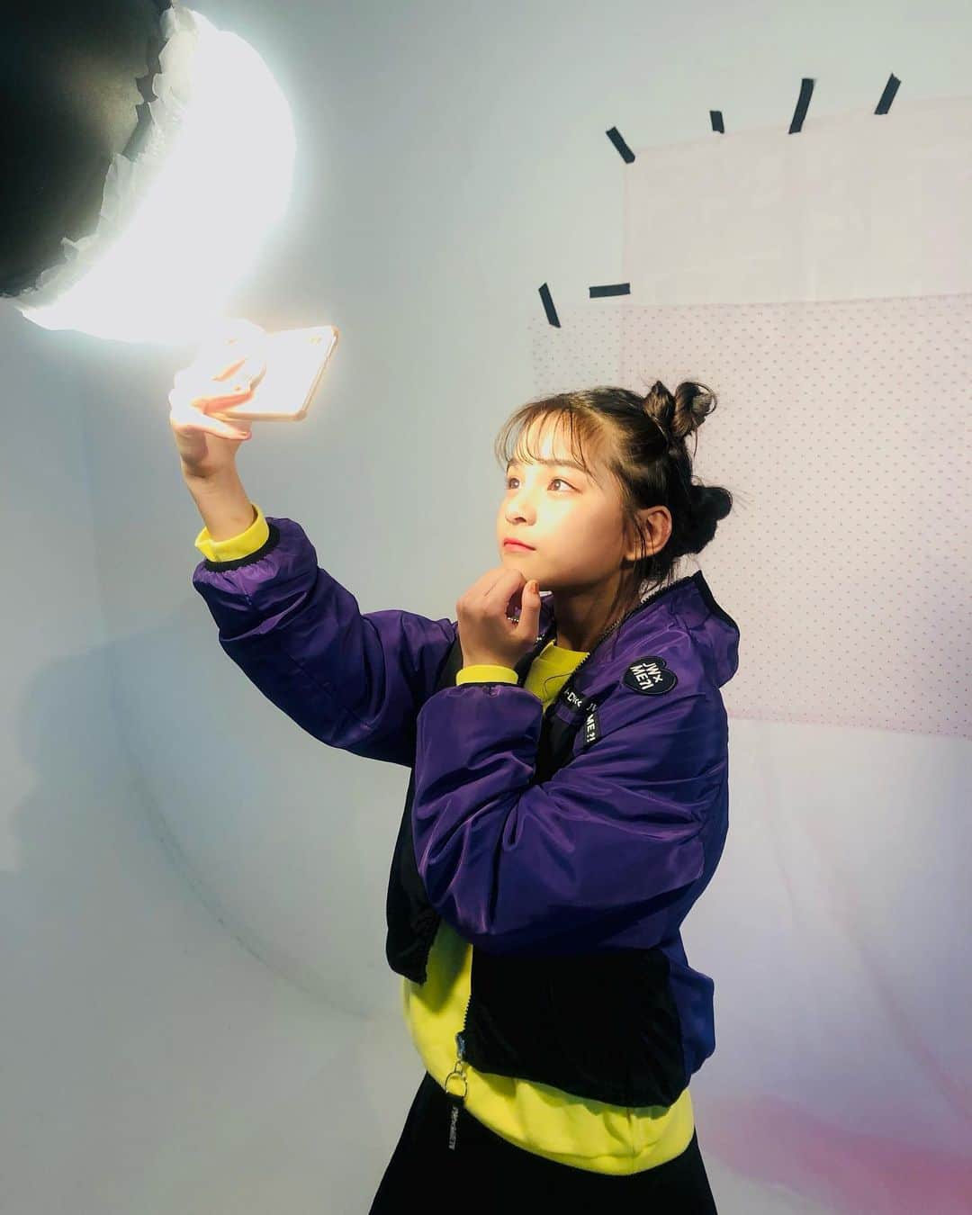 ニコ☆プチのインスタグラム：「とにかく光盛れがしたい人😚💜  #有坂心花 #光盛れ」