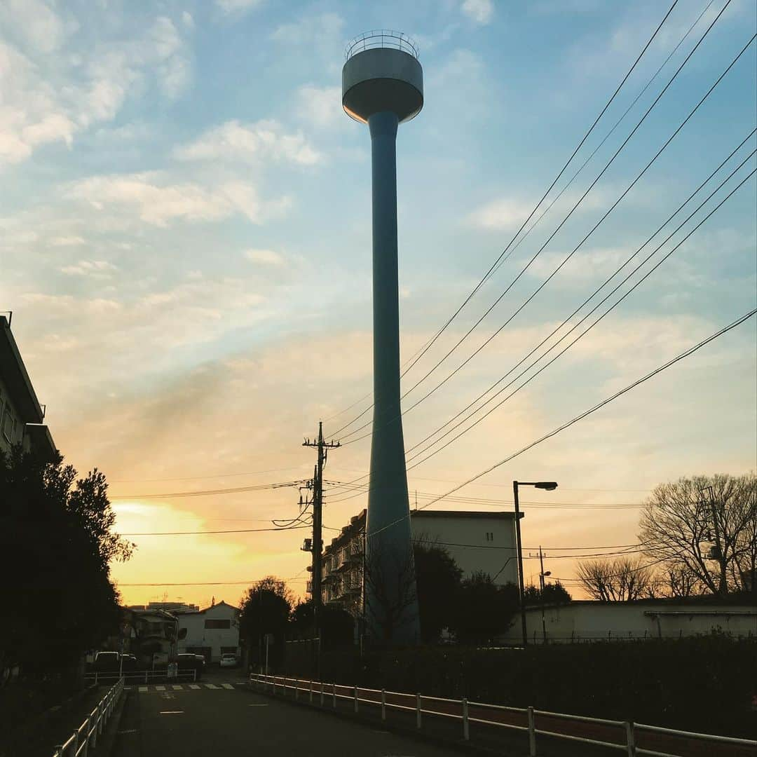 松本素生さんのインスタグラム写真 - (松本素生Instagram)「カッコいい近所の給水塔♪」1月25日 17時12分 - sou_matsumoto