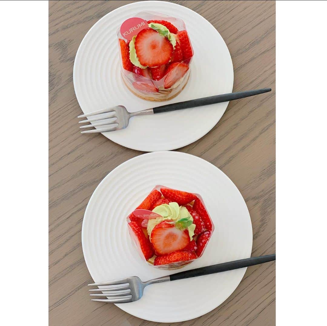 津野瀬果絵さんのインスタグラム写真 - (津野瀬果絵Instagram)「. 横から見ても上から見ても可愛い。KURUMIのイチゴタルト🍓 . . #kurumi#クルミ#苺のタルト#特別な日に食べるもの」1月25日 17時52分 - kaetsunose