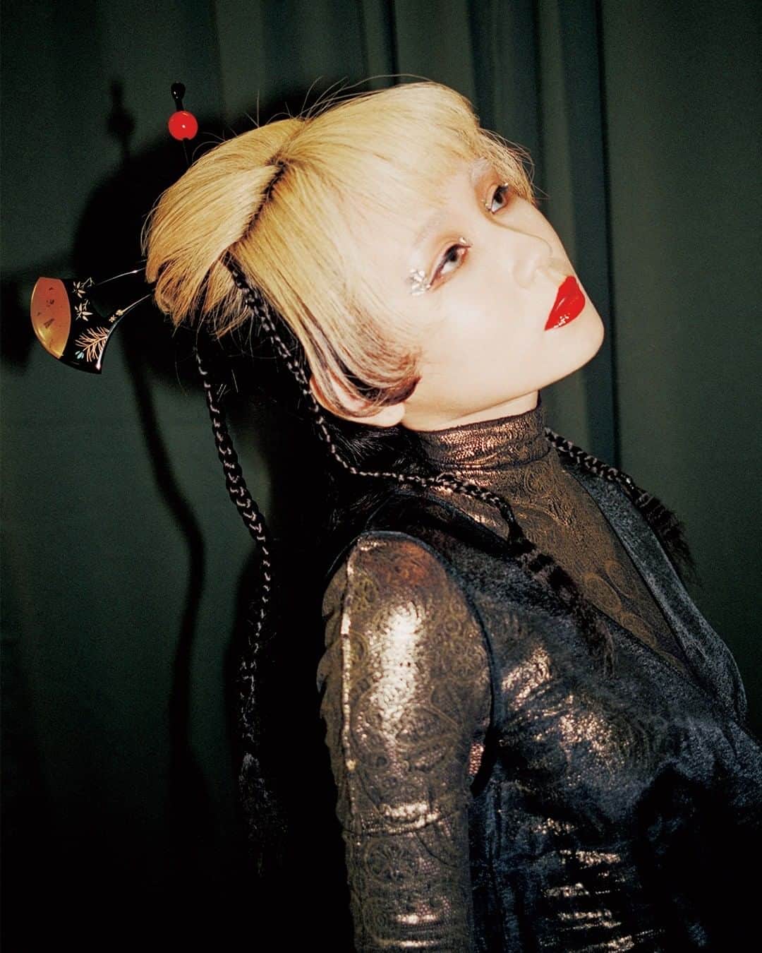 NYLON JAPANのインスタグラム