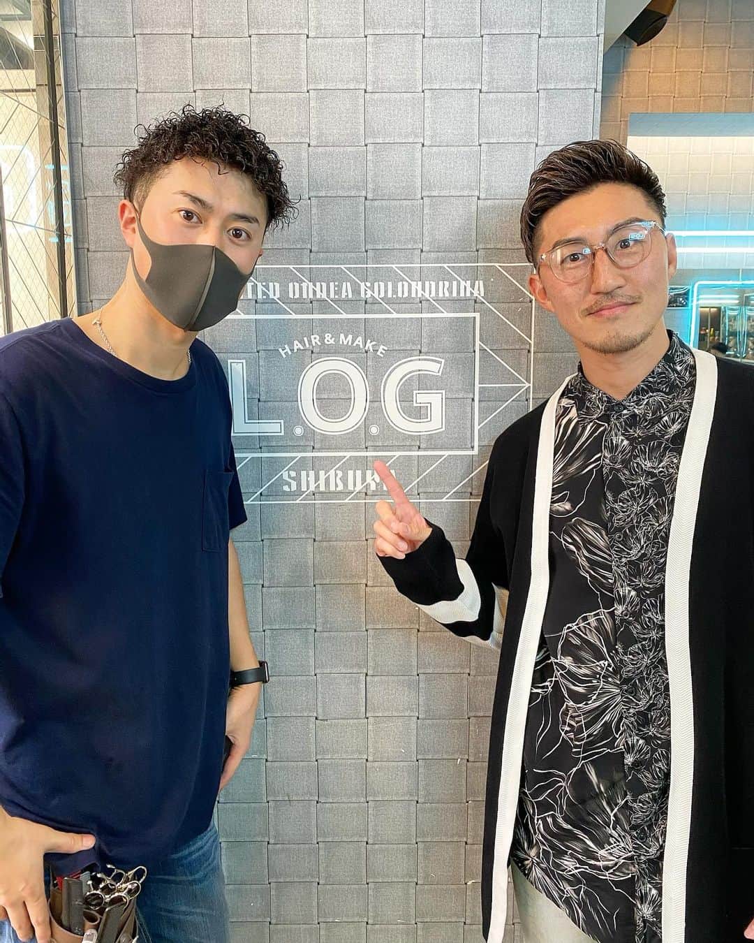 山崎秀晃のインスタグラム：「💇🏻‍♂️💇🏼‍♂️💇🏽‍♂️💇🏾‍♂️💇🏿‍♂️ ✉️→@logsamata.k #log #shibuya #thx〜⭐︎」