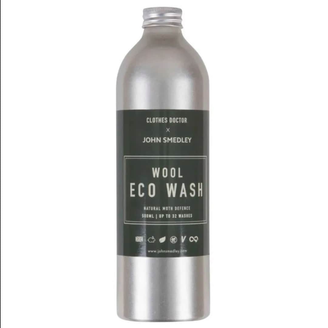 のインスタグラム：「Did you know we've launched a new Wool Wash product with The Clothes Doctor to ensure you can take the best care of your garments, now with no palm oils and featuring natural moth repellents.  Available at www.johnsmedley.com	 #MadeinEngland #TakeCare」