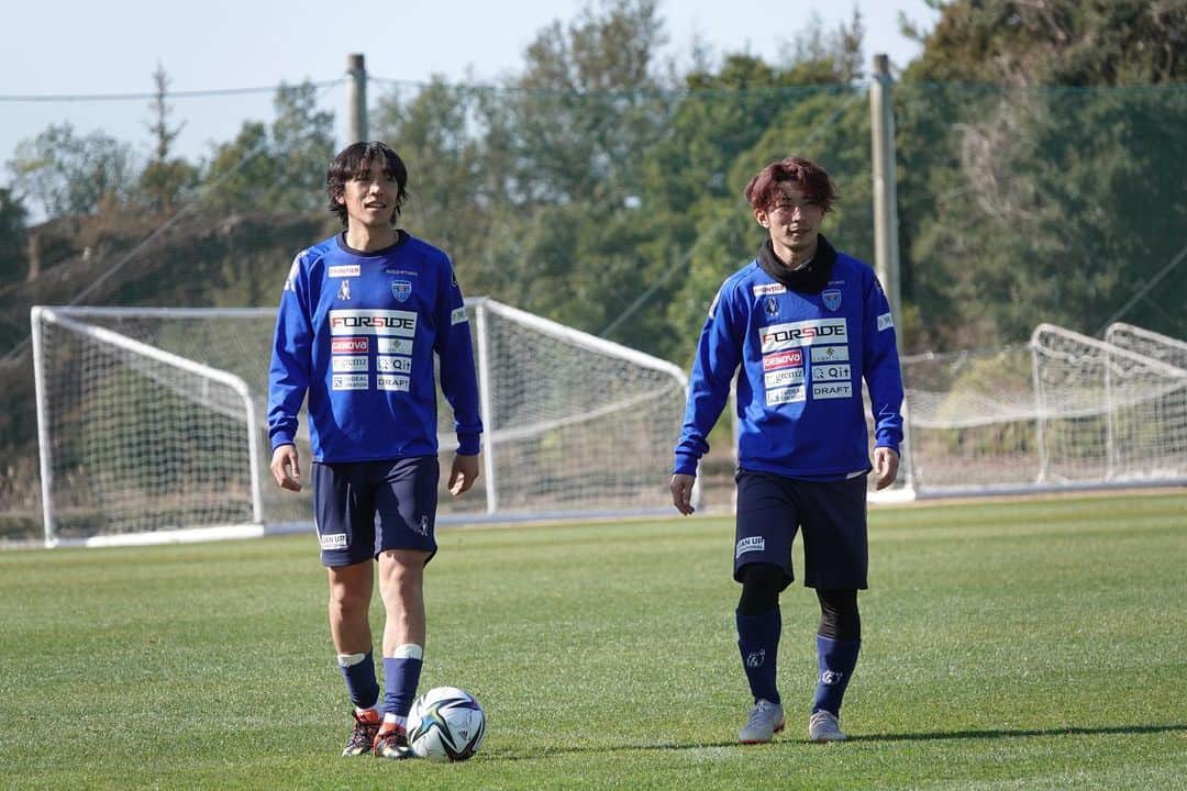 松浦拓弥のインスタグラム：「一次キャンプ終了 今年も応援よろしくお願いします！ #横浜FC #松浦拓弥 #中村俊輔 #percer-japan」
