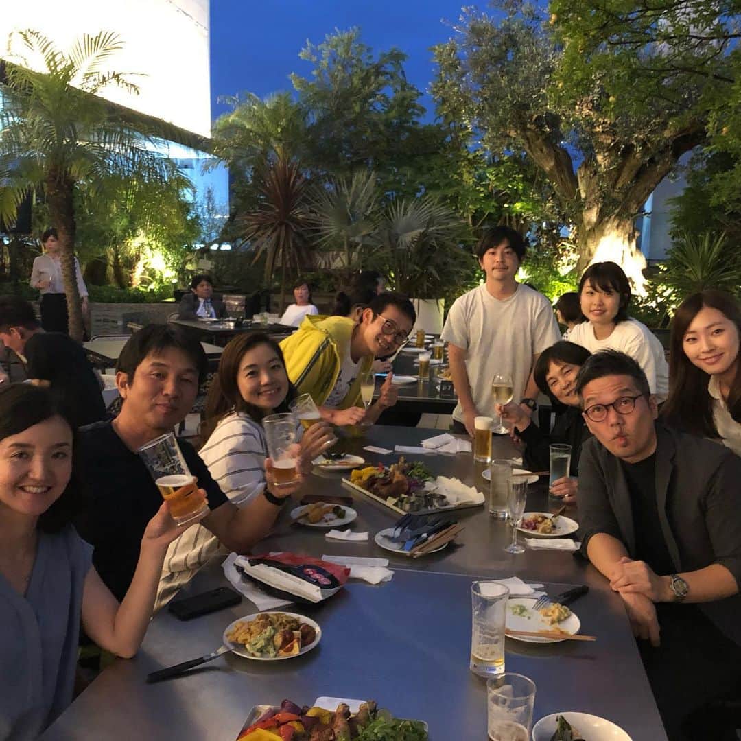 のインスタグラム：「12年間一緒に過ごした『ロサーセン』と昨年で契約終了となりました😭 40代の沢山の楽しい思い出があります🥰⛳️🎶少し寂しい😞 そして今年からは同じグリップインターナショナルのブランド『ヒールクリーク』を着て勝負の50代を一緒に駆け抜けます‼️  『ロサーセン』同様『ヒールクリーク』を宜しくお願いします😊⛳️ #ロサーセン #ヒールクリーク #グリップインターナショナル」