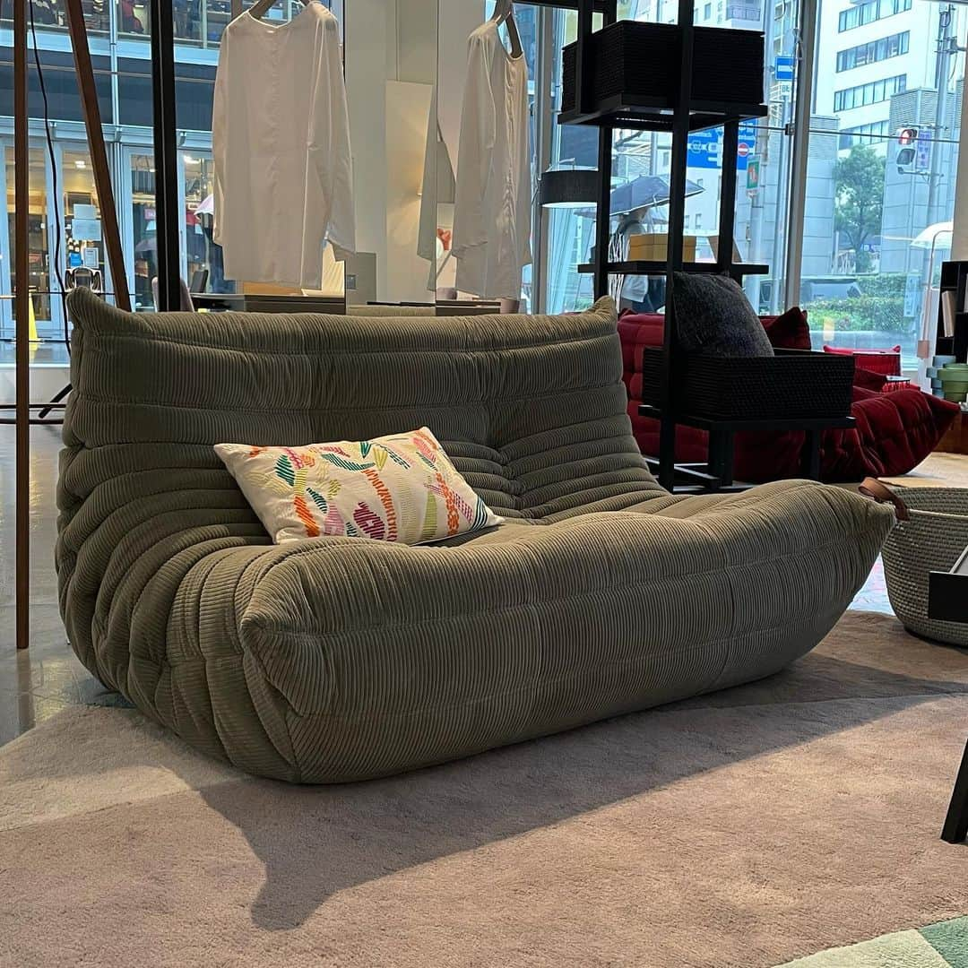 ligne roset shopのインスタグラム