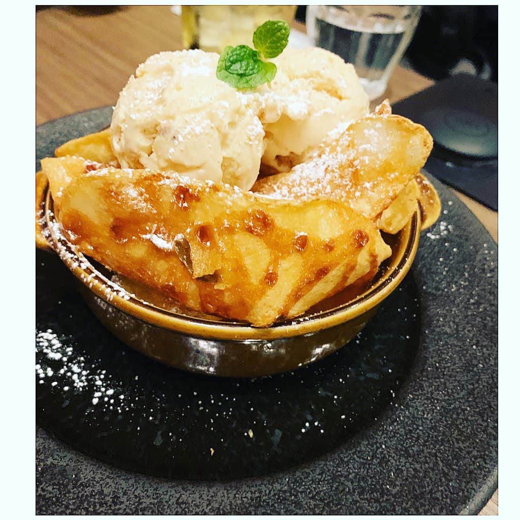 七瀬遥のインスタグラム：「キャラメルソルトポテト🍨🥔💕 スイーツはかかせないなぁ〜😋😋😋❤️  #デザート#美味しい#スイーツ#食いしん坊#sweets#delicious#fun#good#friend#happy#love#happiness#good#smile#tokyo#japan」