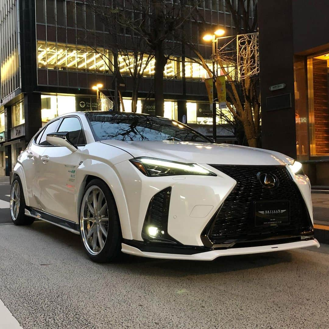 Spirits Artisanさんのインスタグラム写真 - (Spirits ArtisanInstagram)「Lexus UX Artisan spirits/// Sportsline blacklabel www.artisanspirits.co.jp #lxstnd #lexustuned #lexususa #evasivemotorsports  #artisanspirits #butlertire #jworksunlimited #premierautowerkz #suvproject #kanooperformance #car_life_staff #technicalmate #トラウム #車庫小舗 #nigeljdmparts #bondosaka #advanced_auto_performance  #mr__lexus #jackspna #ottoautoservice」1月25日 18時49分 - artisan_spirits