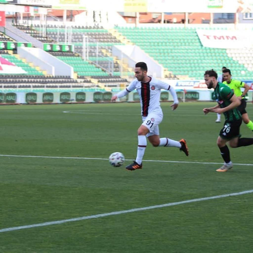 アンドレア・ベルトラッチさんのインスタグラム写真 - (アンドレア・ベルトラッチInstagram)「una grande vittoria!! uniti e pronti per la prossima partita 💪🏻⚽️   harika bir galibiyet !! birleşik ve bir sonraki oyun için hazır 💪🏻⚽️」1月25日 19時00分 - andreabertolacci