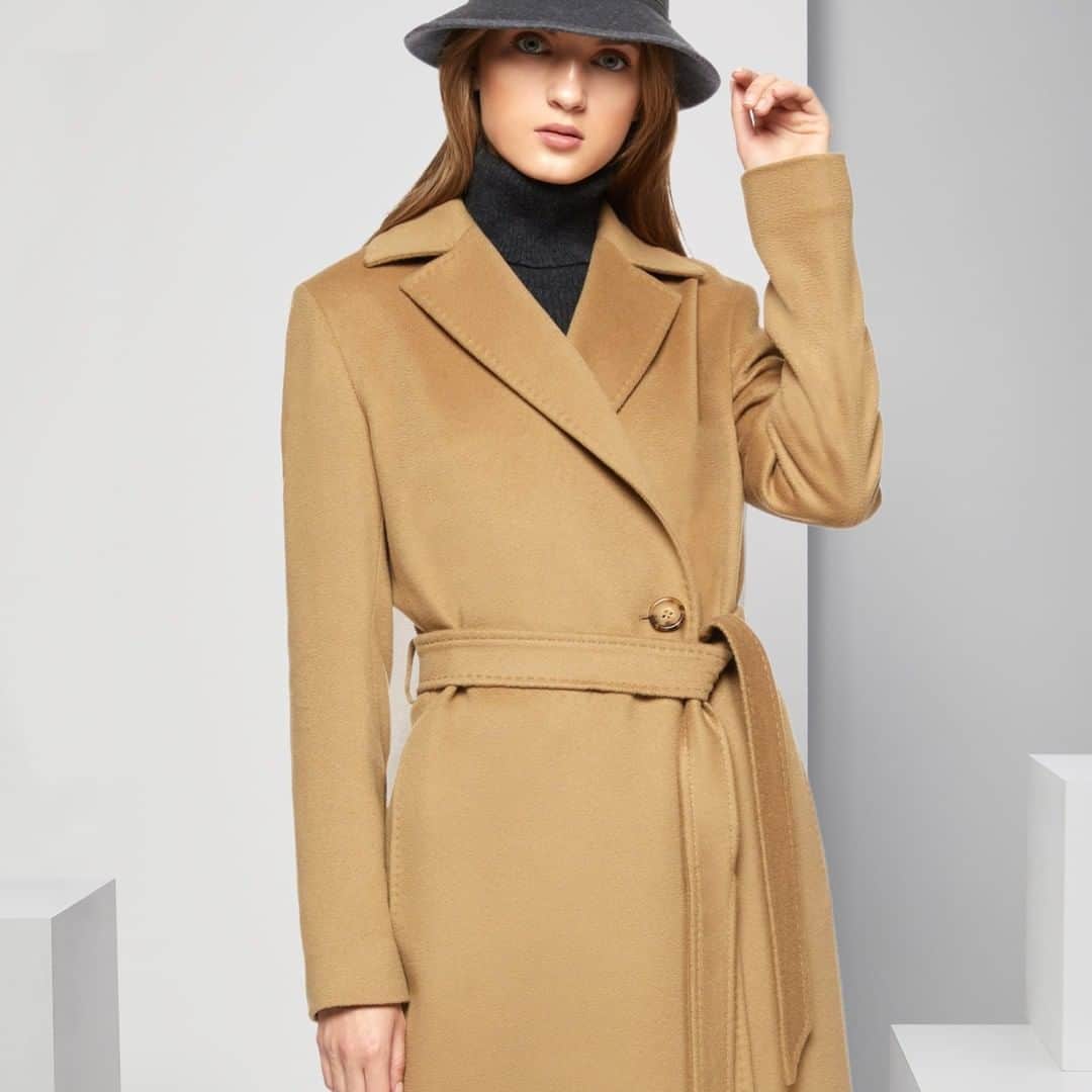 シンツィアロッカのインスタグラム：「Feeling the difference  Explore the customer favorites at Cinzia Rocca that are timeless in quality and style. Shop Our Best Sellers: bit.ly/3o2FHRy」