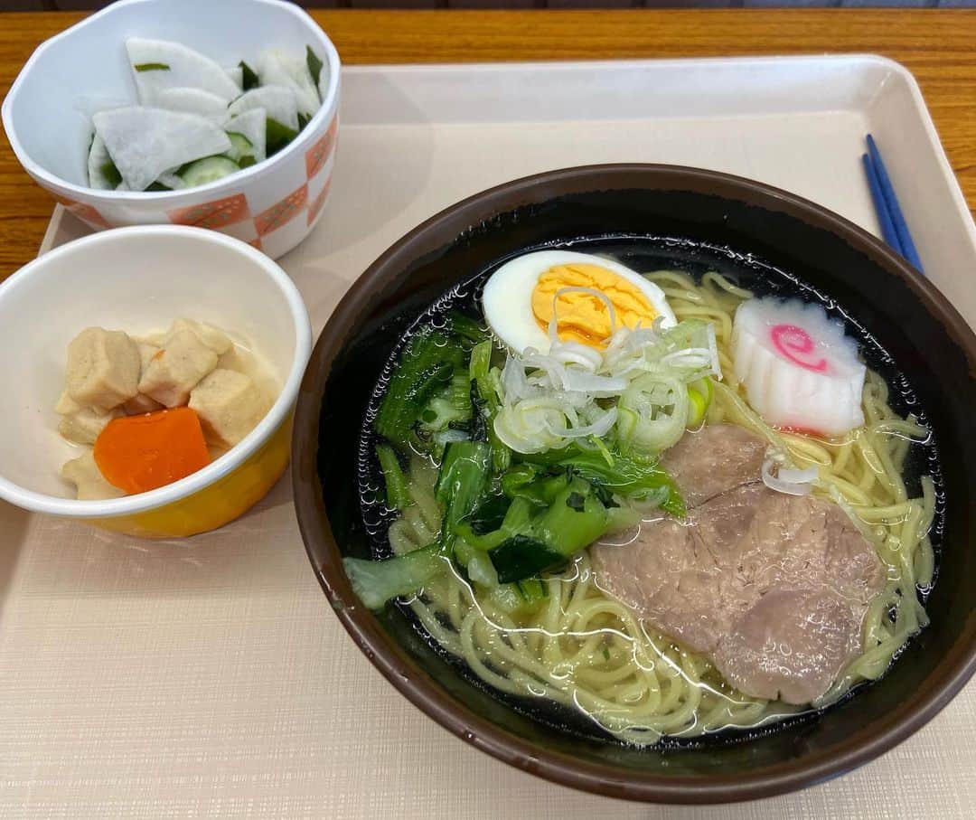 木下博勝さんのインスタグラム写真 - (木下博勝Instagram)「お昼は、300円の塩ラーメンでした。 いつも、ありがとうございます。 最近は、もしかしたらラーメン好きになってきたかも、と思えたりもしてます。」1月25日 19時25分 - hirokatsu_kinoshita