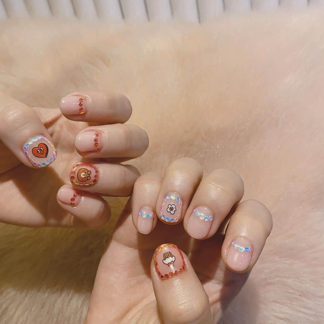 GYEON SEOのインスタグラム：「_* 귀여운거 전부다 🥰  . . @seoulnumber9」