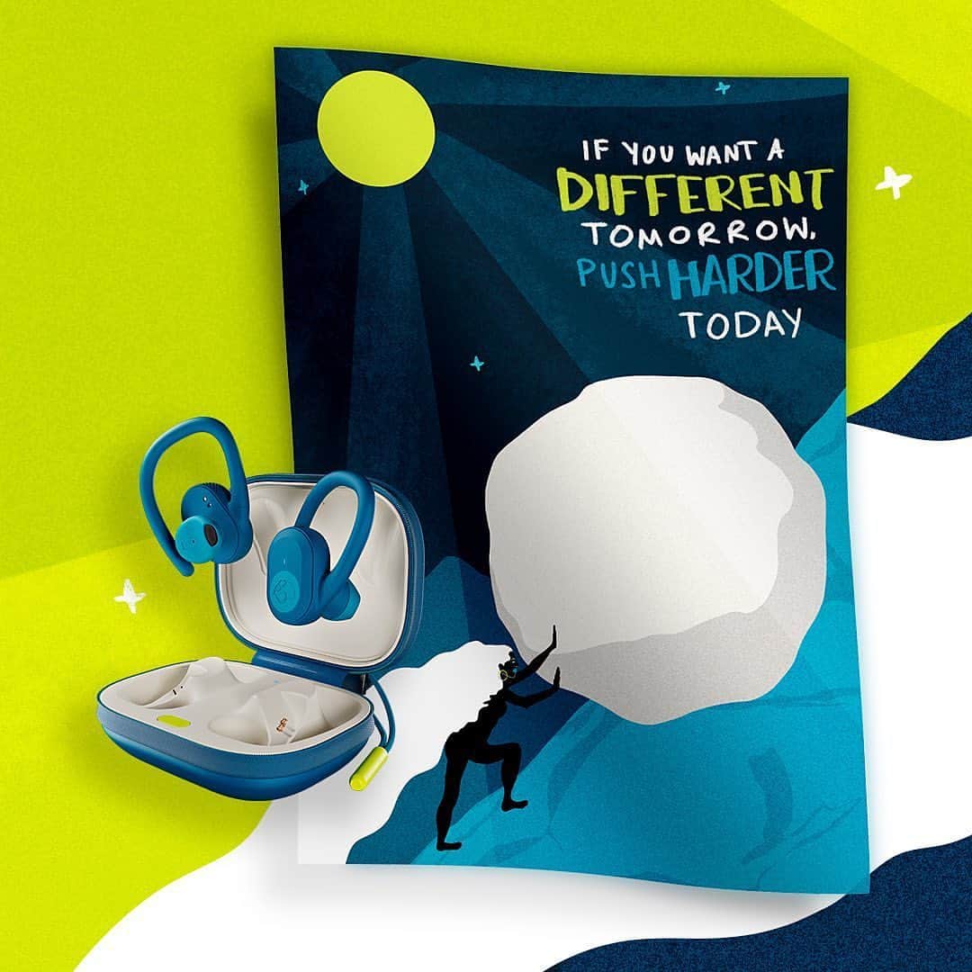 Skullcandy Japanのインスタグラム：「Push Ultra Determined Blue バンドルセット﻿💀 @shaneebenjamin の描く﻿ ”If You Want a Different Tomorrow, Push Harder Today”は日々の積み重ねが大切だと教えてくれます💀🔥﻿ ﻿ #FeelSkullcandy #FeelDetermined」