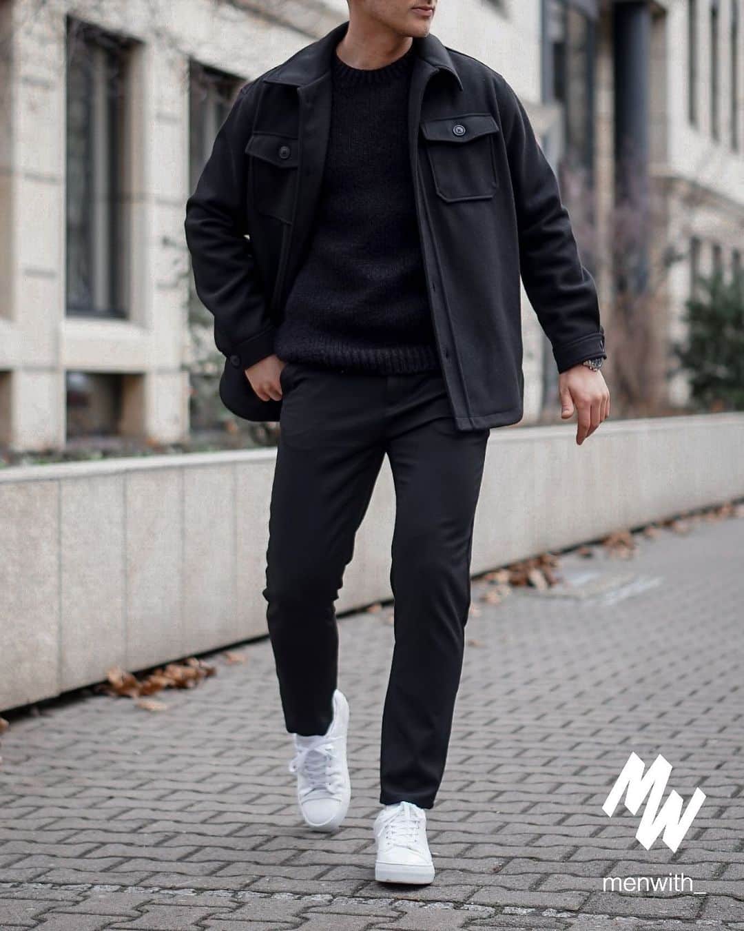 Men Withのインスタグラム：「Very nice outfit worn by our dear friend @iamluca.z_ 👌🏽 #menwithstreetstyle」
