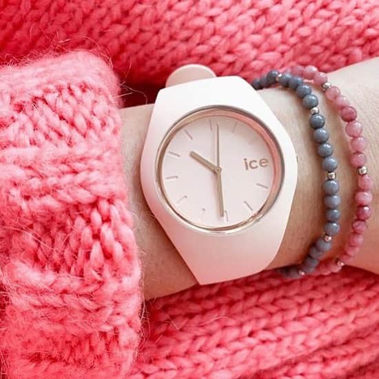 アイスウォッチさんのインスタグラム写真 - (アイスウォッチInstagram)「When in doubt wear pink 💕 (📸 @goshka_style) #icewatch #changeyoucan #iceglamcolour #colour #pink #style #cocooning #lifestyle #women #chic」1月25日 20時06分 - icewatch