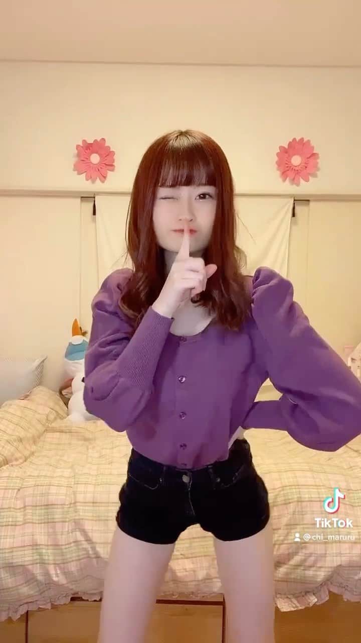 佐野心音のインスタグラム：「🔫🔫🔫 * * #tiktok #tiktokjapan #dance #ダンス」
